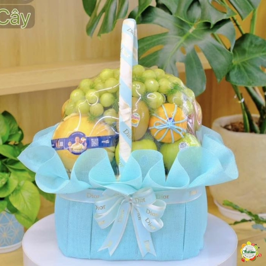 GIỎ QUÀ TẶNG TRÁI CÂY HỖN HỢP 8