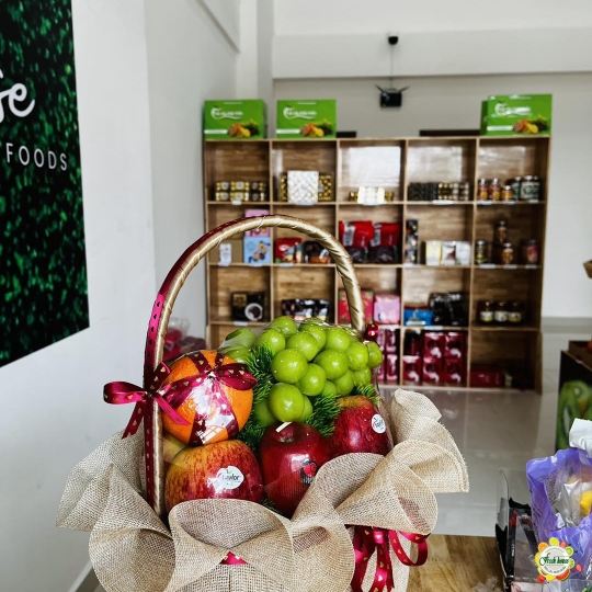 GIỎ QUÀ TRÁI CÂY NHẬP KHẨU HỖN HỢP 16