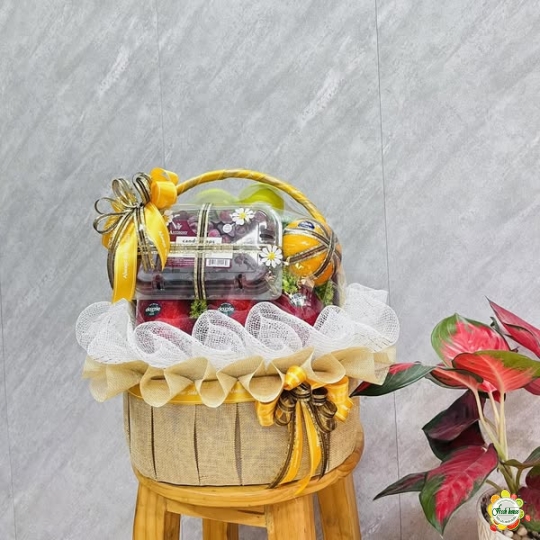 GIỎ TRÁI CÂY NHẬP KHẨU 129