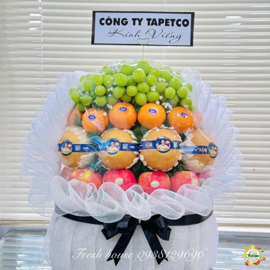 GIỎ TRÁI CÂY NHẬP KHẨU KÍNH VIẾNG 42