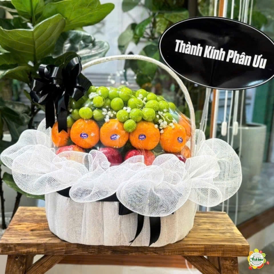 GIỎ TRÁI CÂY NHẬP KHẨU KÍNH VIẾNG 41