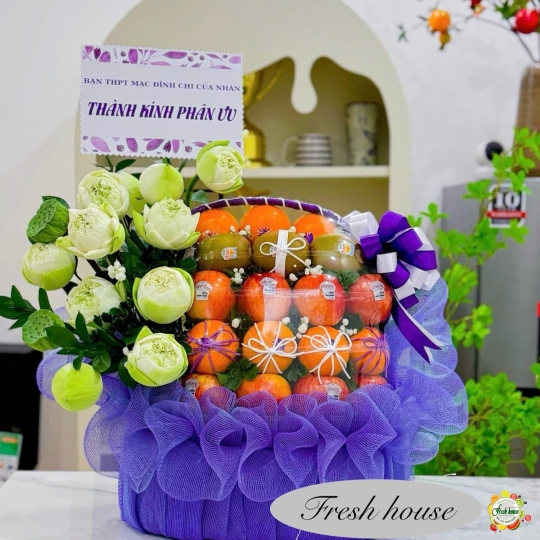 GIỎ TRÁI CÂY NHẬP KHẨU MIX HOA TƯƠI 144