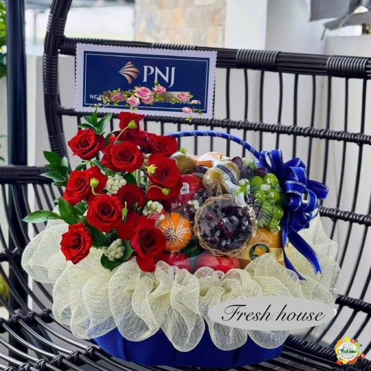 BÁNH KEM TRÁI CÂY NHẬP KHẨU MIX HOA TƯƠI 145